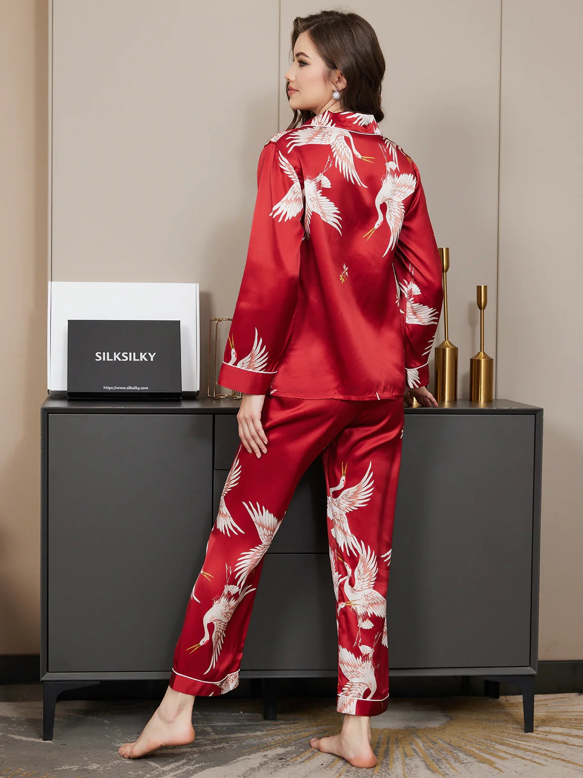 Dark Red Swan Pattern Printed Pure Silk Pajamas Set
