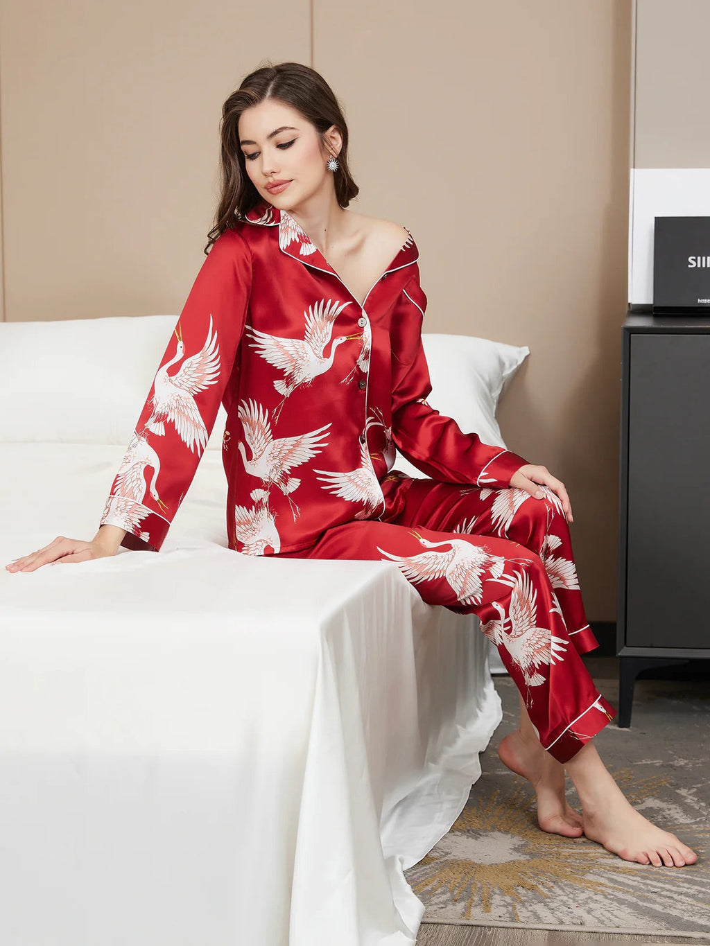 Dark Red Swan Pattern Printed Pure Silk Pajamas Set