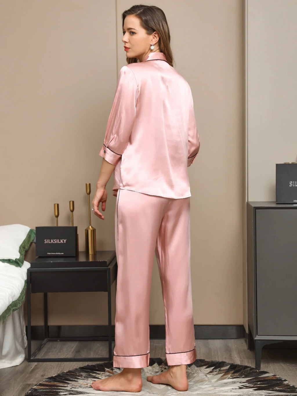 Pink Embroidered Crane Pure Silk Pajamas Set